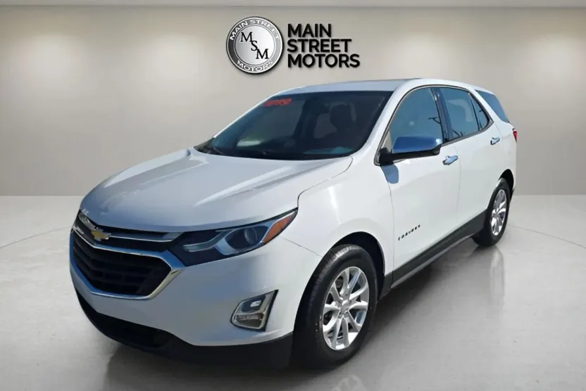 2019 Chevrolet Equinox LS photo 1