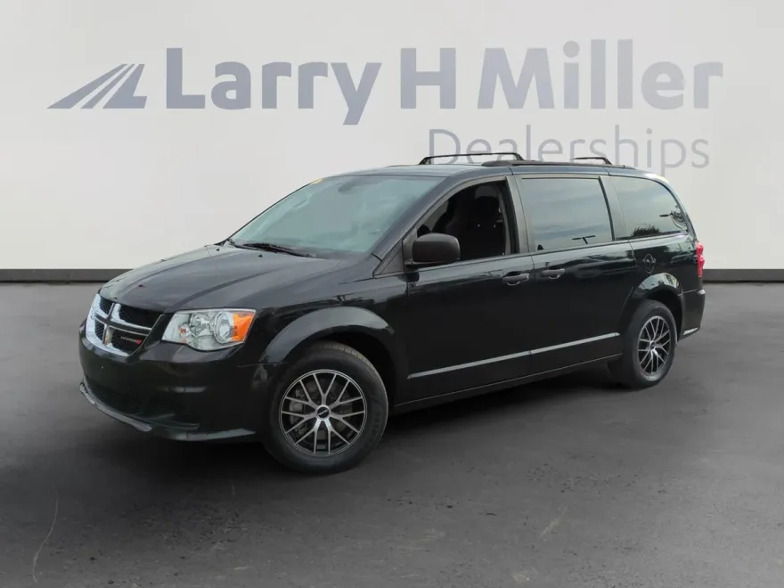 2019 Dodge Grand Caravan SE photo 1