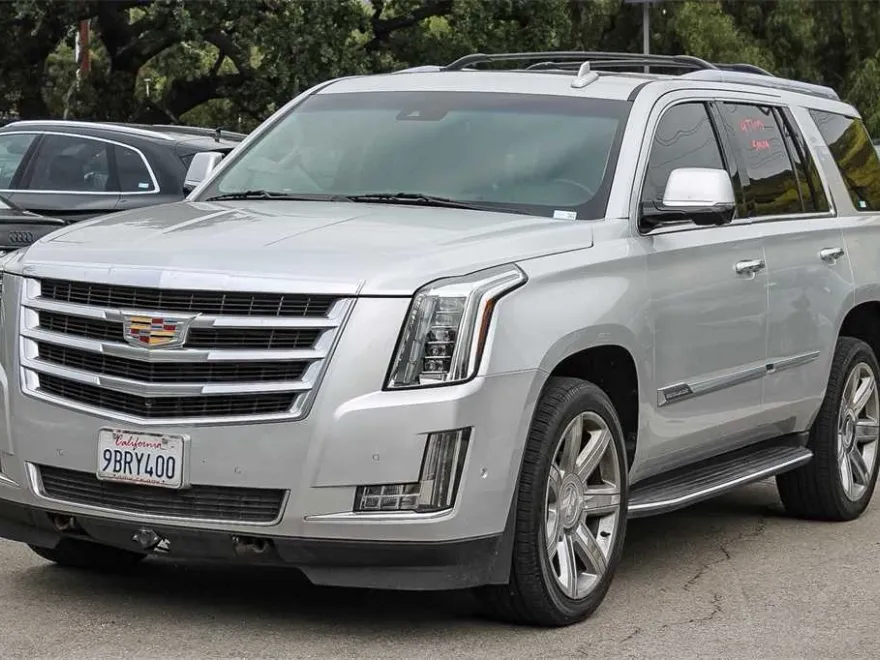 2019 Cadillac Escalade Luxury photo 1