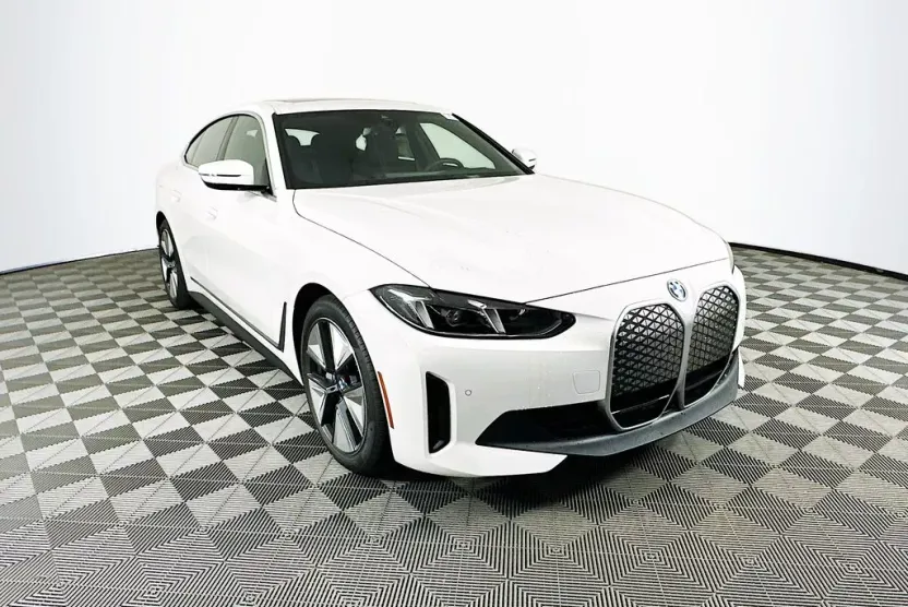 2025 Bmw i4 xDrive40 photo 1
