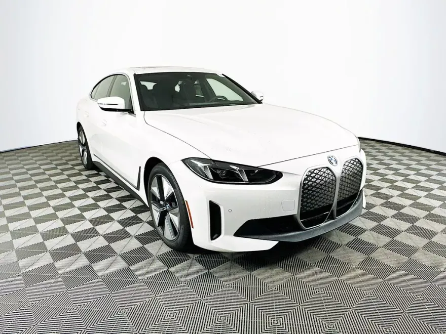 2025 Bmw i4 xDrive40 photo 1