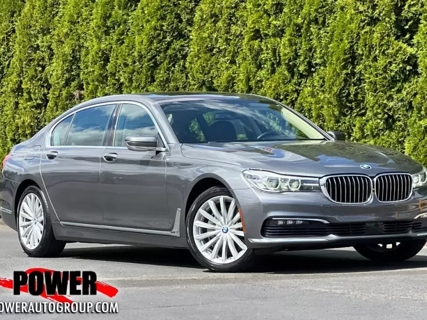 2017 Bmw 740i xDrive photo 1