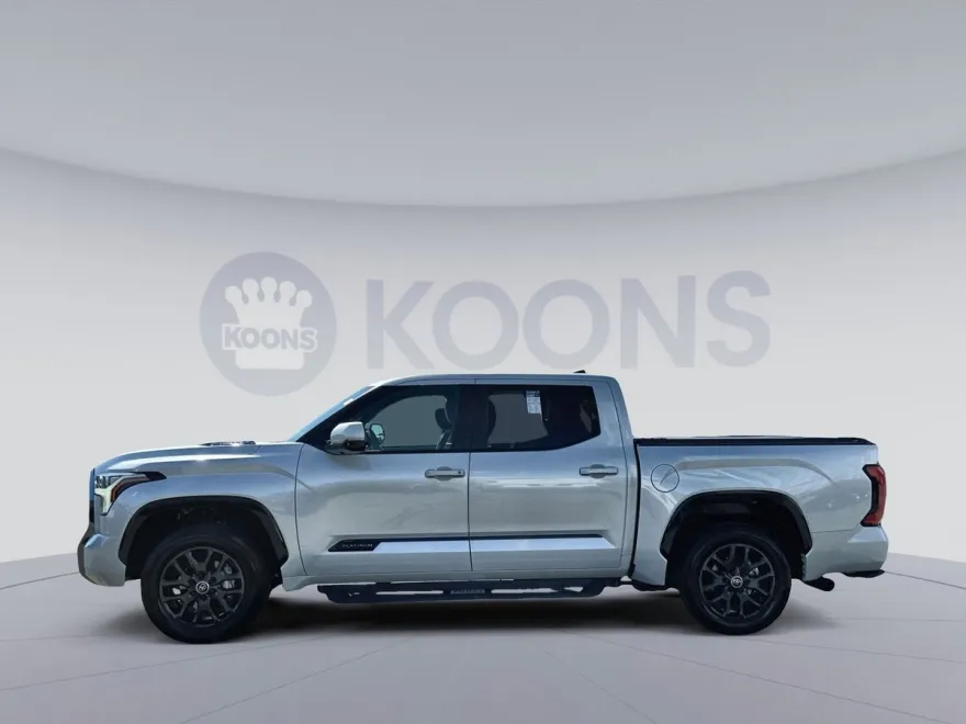 2024 Toyota Tundra Platinum photo 1