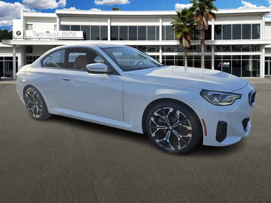 2025 Bmw 230i 230i xDrive photo 1