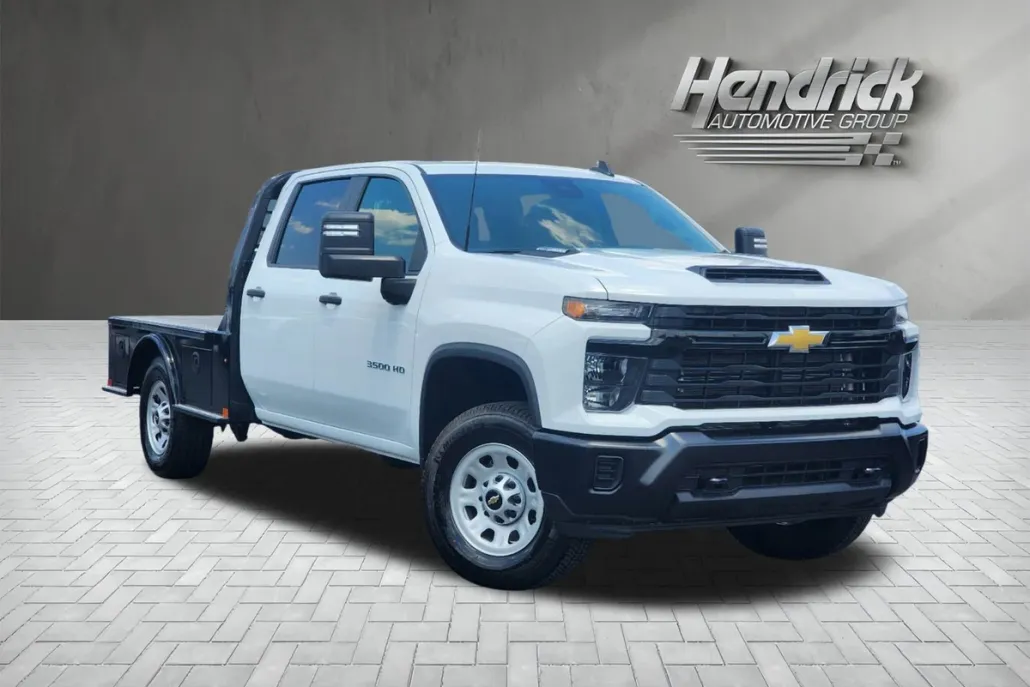2024 Chevrolet Silverado 3500HD photo 1