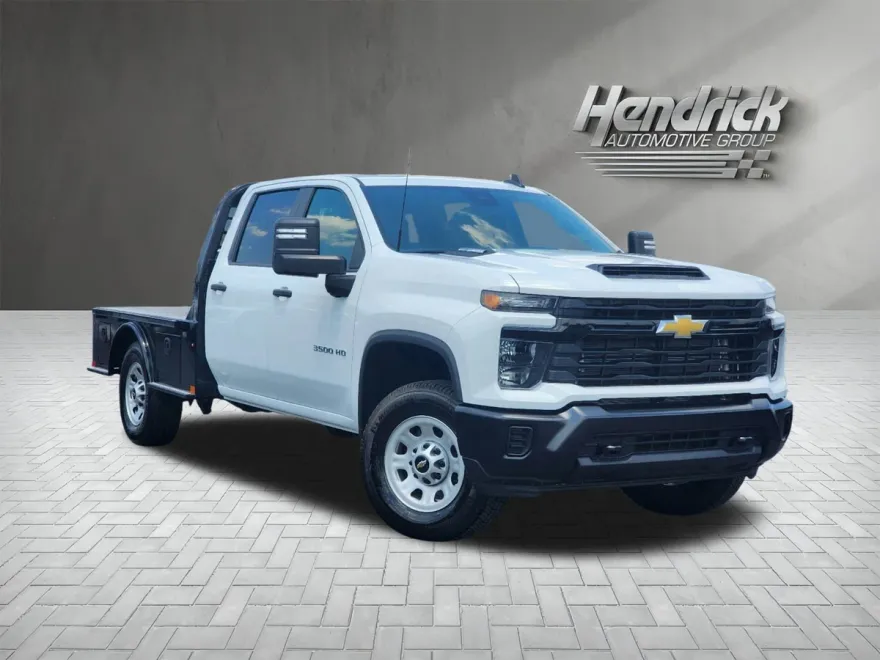 2024 Chevrolet Silverado 3500HD photo 1
