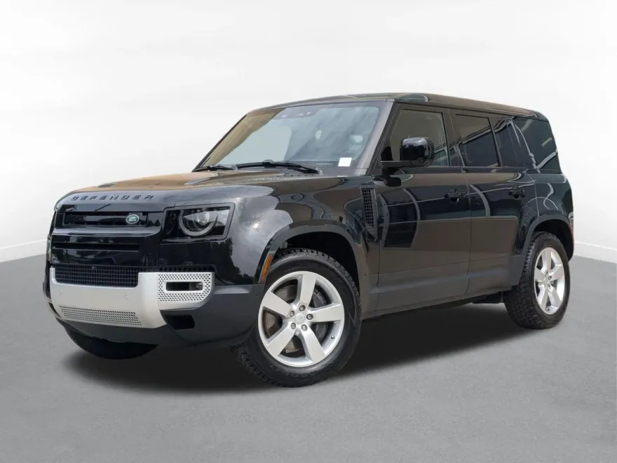 2024 Land Rover Defender 110 SE photo 1