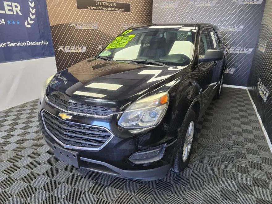 2017 Chevrolet Equinox LS photo 1