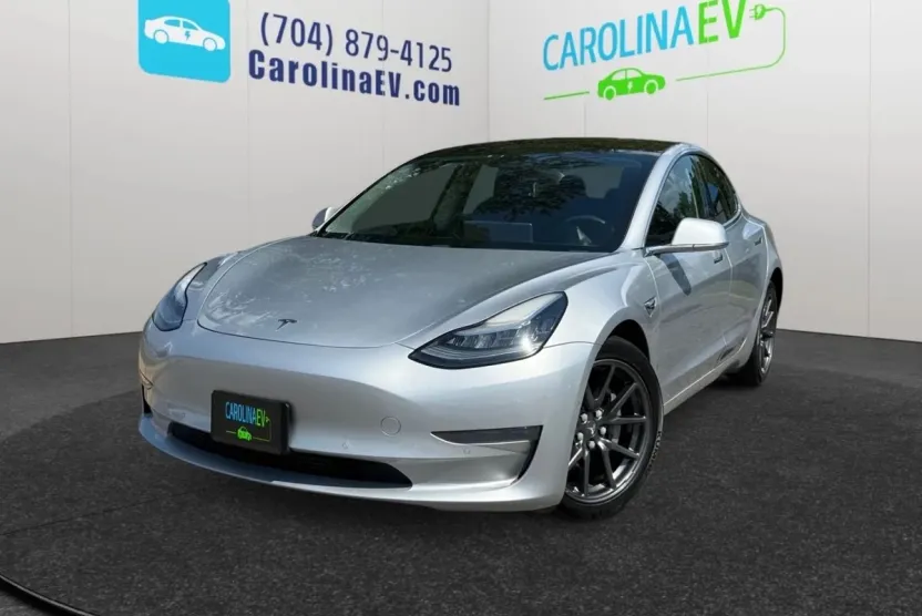 2018 Tesla Model 3 Long Range photo 1
