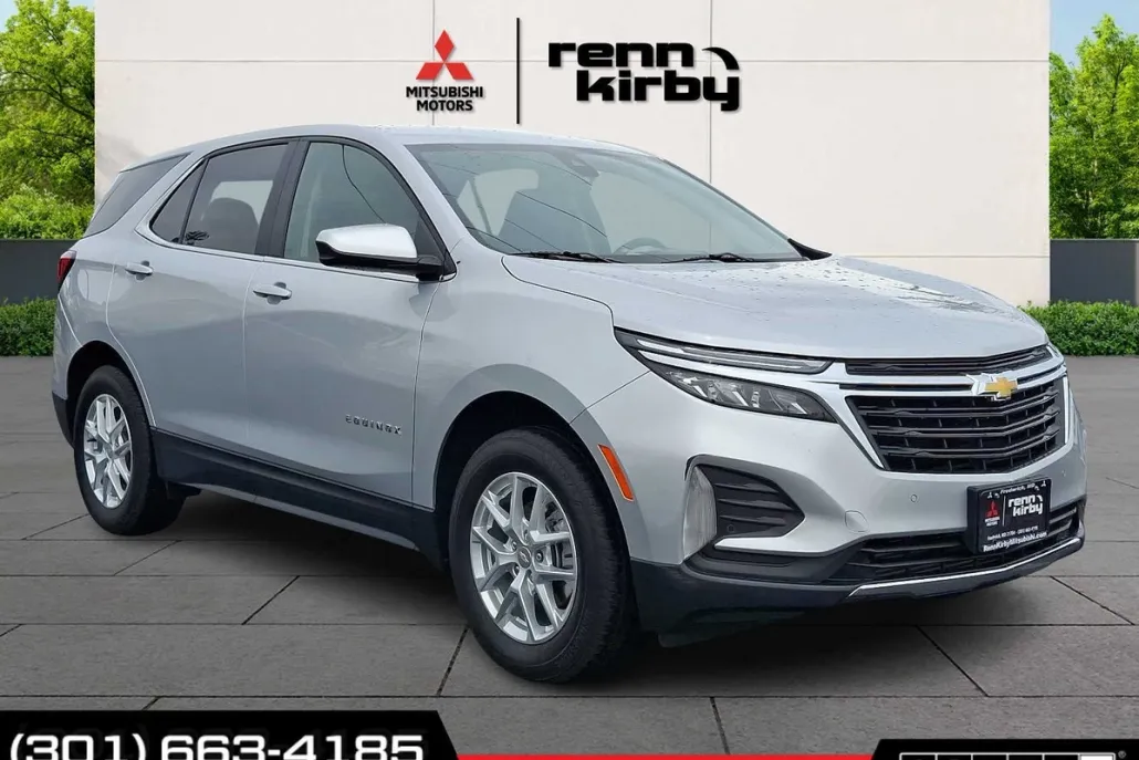 2022 Chevrolet Equinox LT photo 1