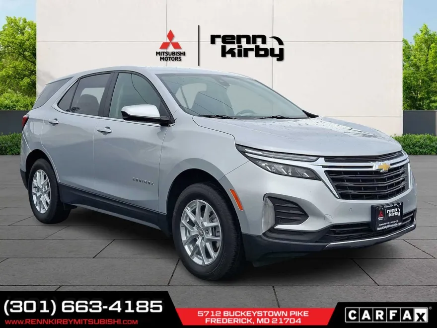2022 Chevrolet Equinox LT photo 1