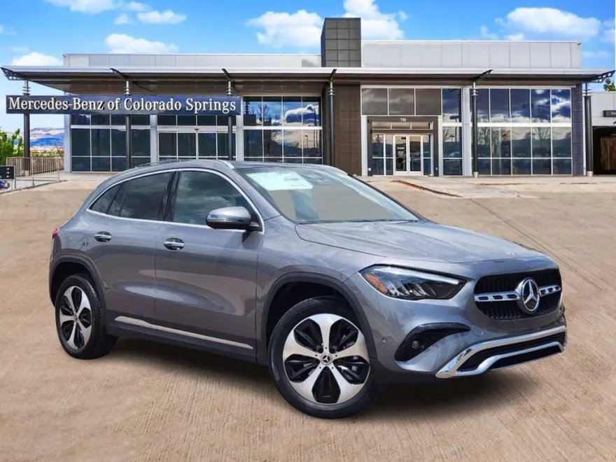 2025 Mercedes Benz GLA 250 4MATIC photo 1