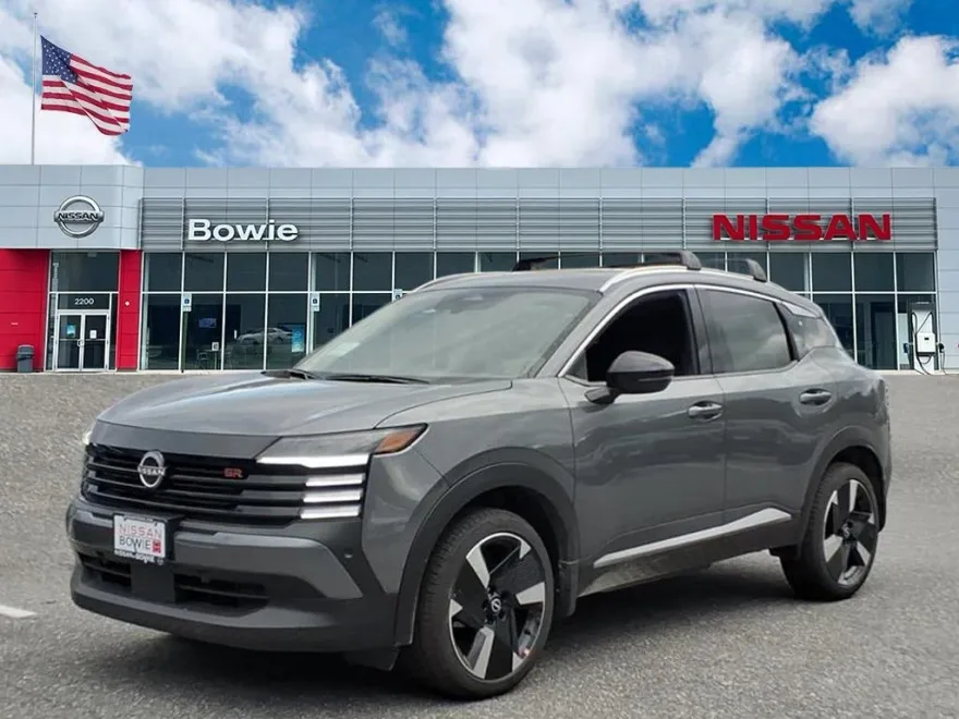2026 Nissan Kicks SR photo 1