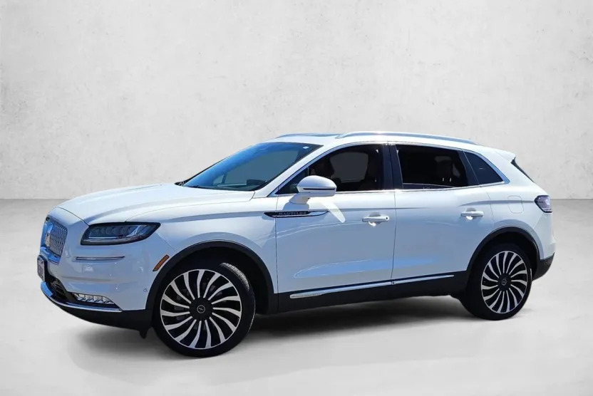 2023 Lincoln Nautilus Black Label photo 1