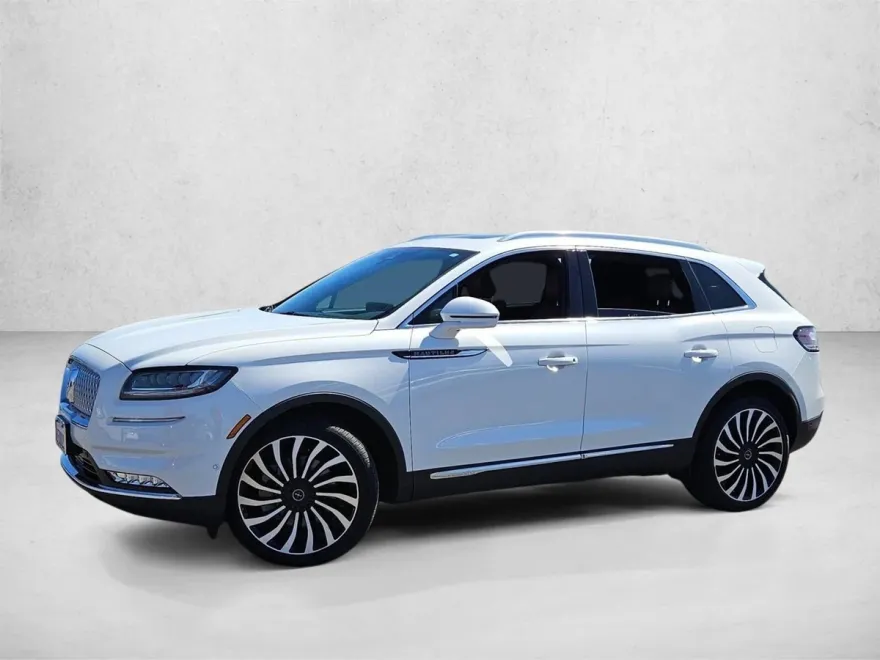 2023 Lincoln Nautilus Black Label photo 1
