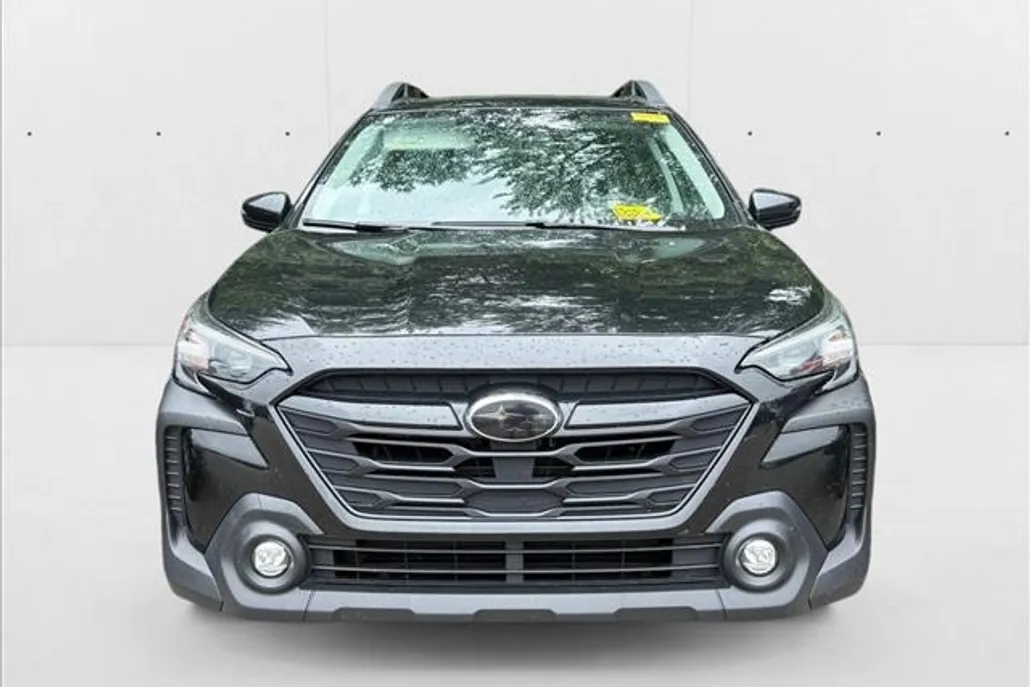 2024 Subaru Outback Onyx Edition photo 1