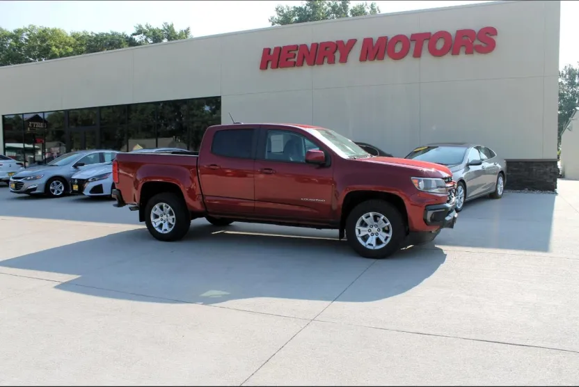 2021 Chevrolet Colorado LT photo 1