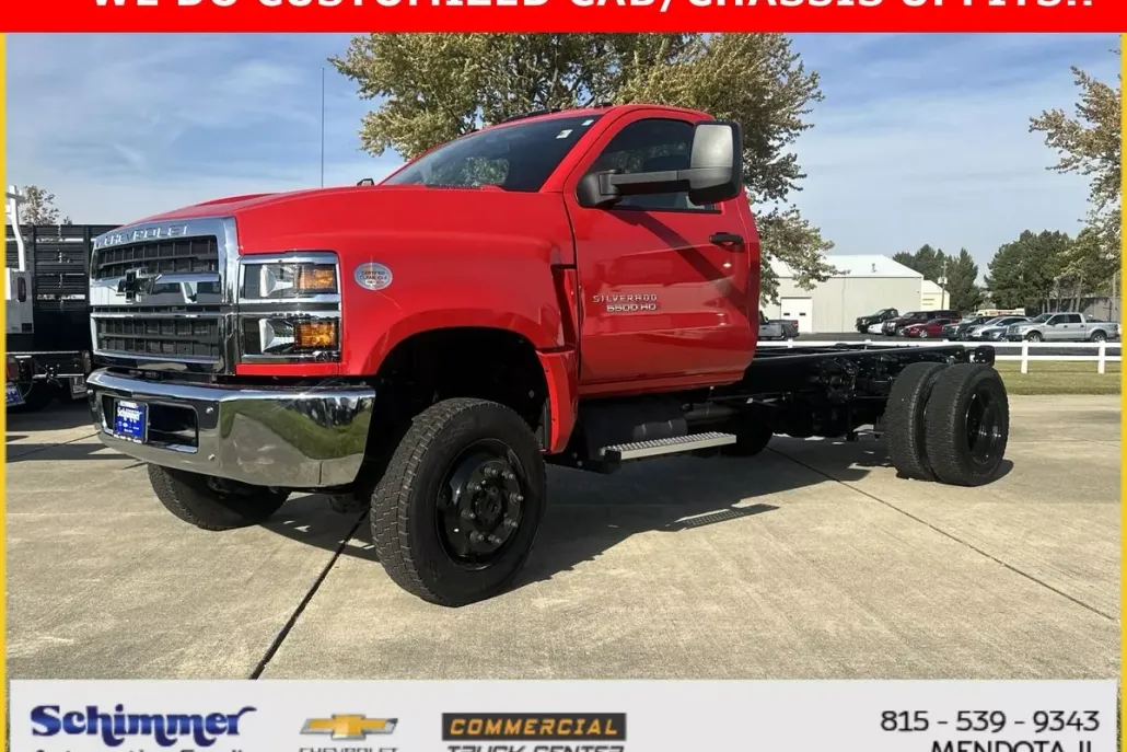 2024 Chevrolet Silverado 5500HD Work Truck photo 1