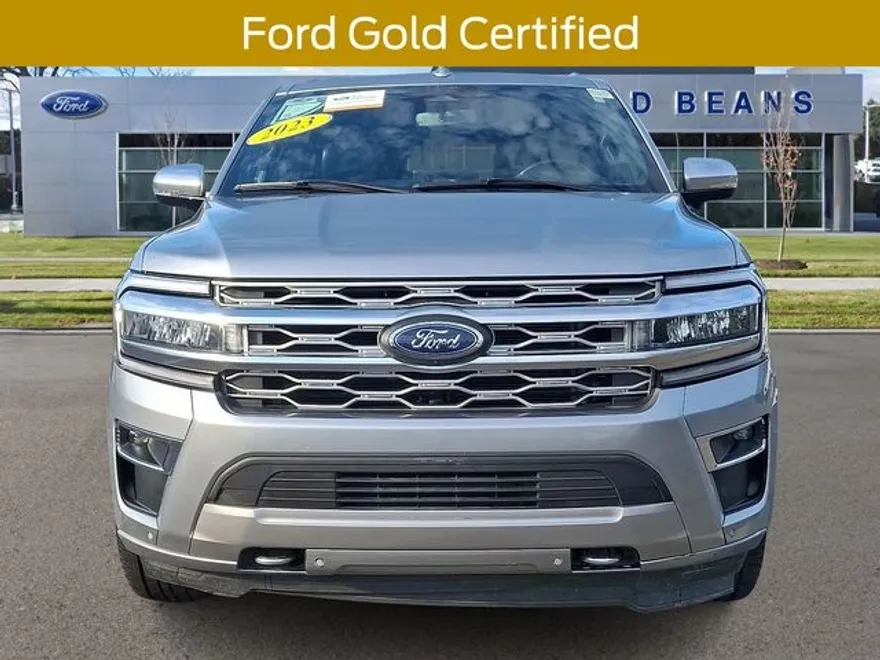 2023 Ford Expedition MAX Platinum photo 1