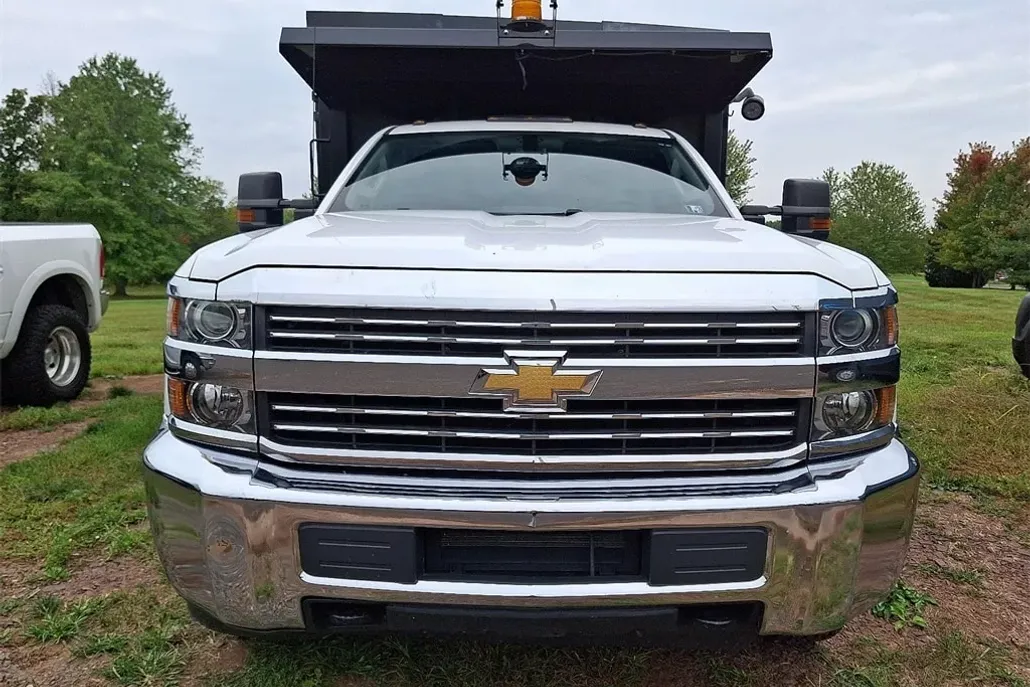 2018 Chevrolet Silverado 3500HD Work Truck photo 1