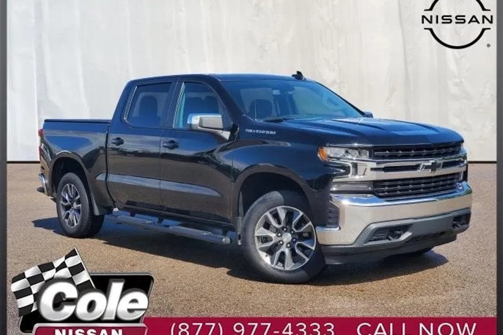 2021 Chevrolet Silverado 1500 LT photo 1