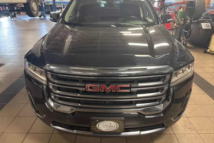 2023 Gmc Acadia AT4 photo 1