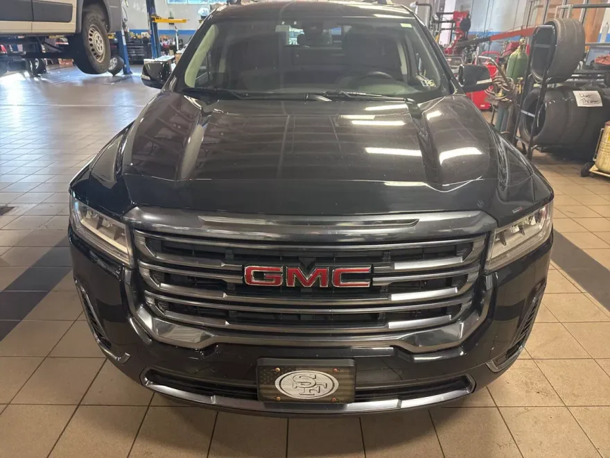 2023 Gmc Acadia AT4 photo 1