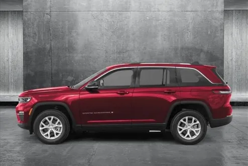 2025 Jeep Grand Cherokee Limited photo 3