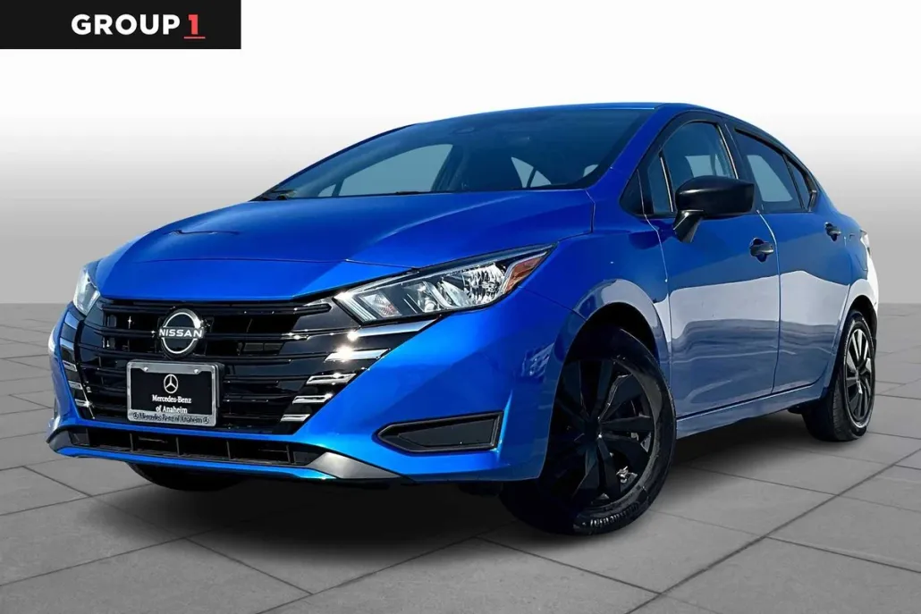 2024 Nissan Versa S photo 1