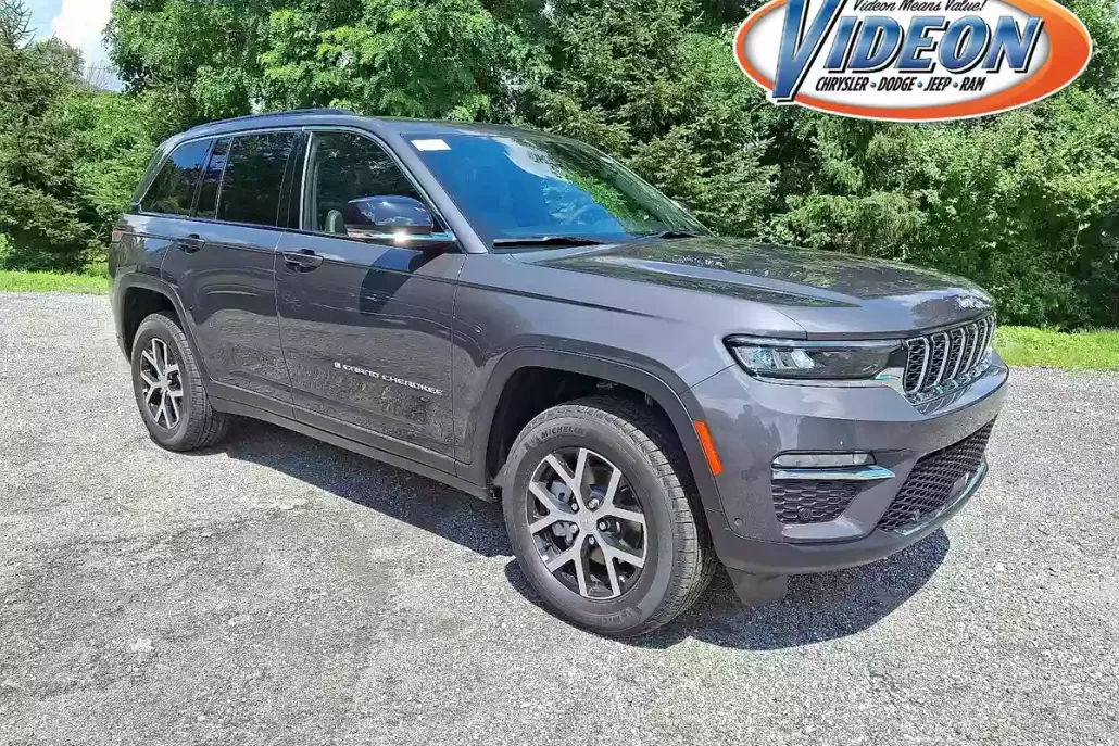2025 Jeep Grand Cherokee Limited photo 1