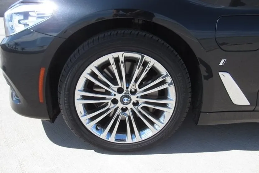 2018 Bmw 530e Sedan photo 1