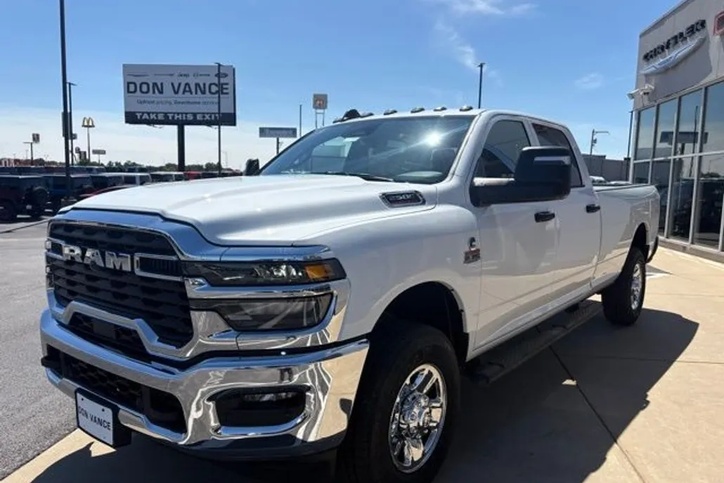 2026 Ram 2500 Tradesman photo 1