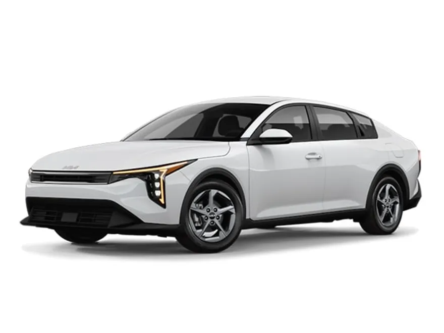 2025 Kia K4 LXS photo 1