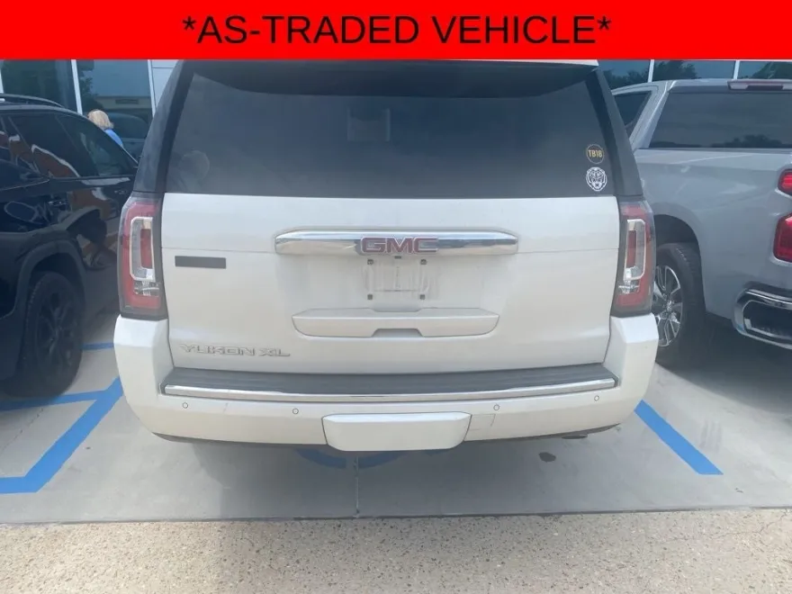 2015 Gmc Yukon XL 1500 Denali photo 1