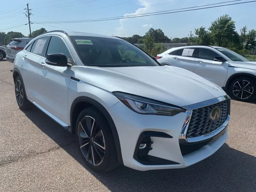 2024 Infiniti QX55 Luxe photo 1