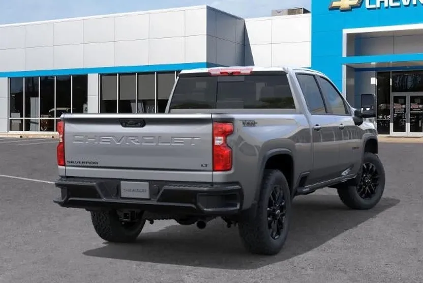 2025 Chevrolet Silverado 2500HD LT photo 1