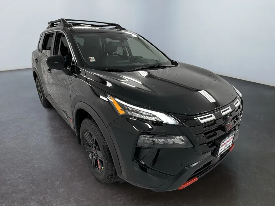 2026 Nissan Rogue SV photo 1