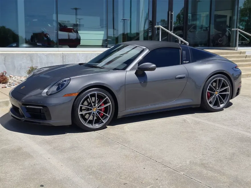 2021 Porsche 911 Targa 4S photo 1