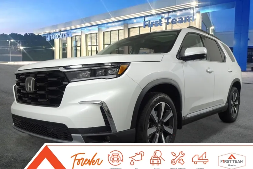 2025 Honda Pilot Touring photo 1