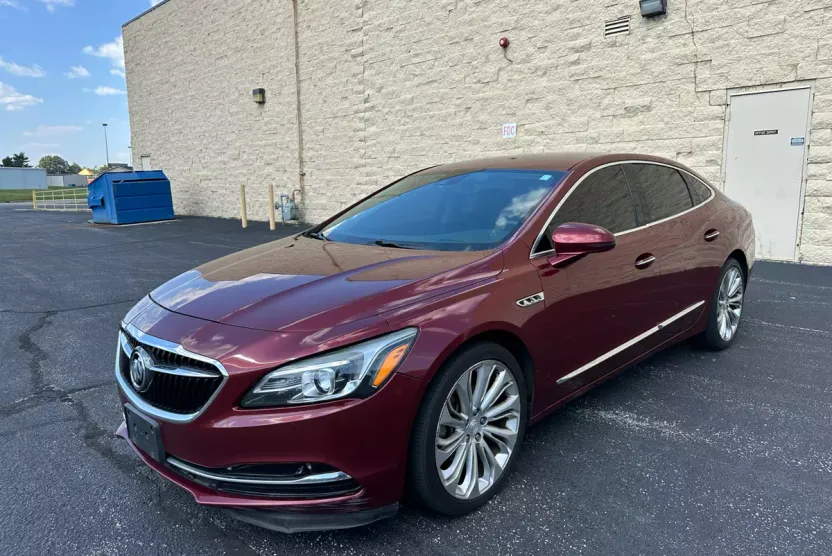 2017 Buick LaCrosse Premium photo 1