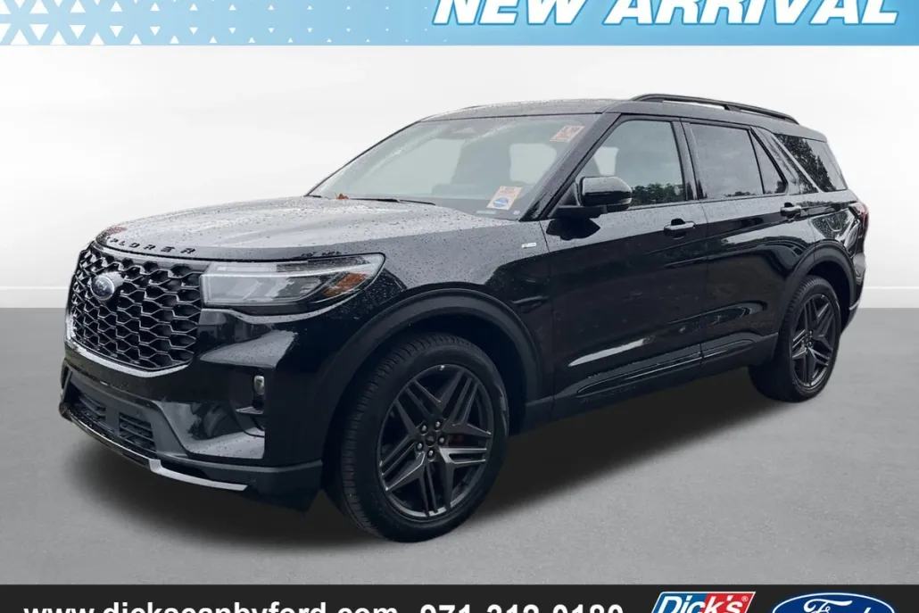 2025 Ford Explorer ST-Line photo 1