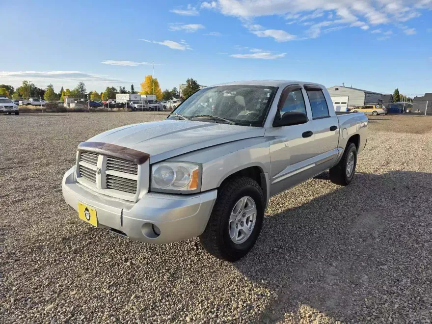 2006 Dodge Dakota SLT photo 1