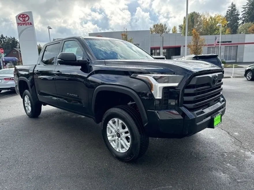 2025 Toyota Tundra SR5 photo 1