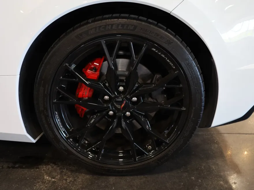 2023 Chevrolet Corvette 2LT photo 1
