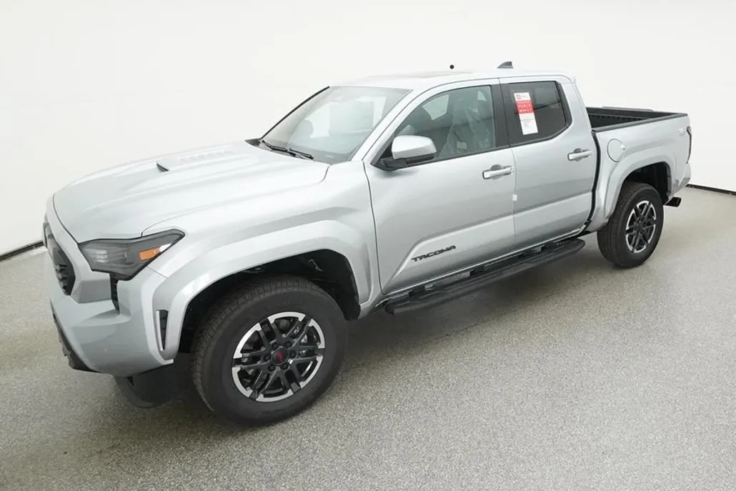 2024 Toyota Tacoma TRD Sport photo 1