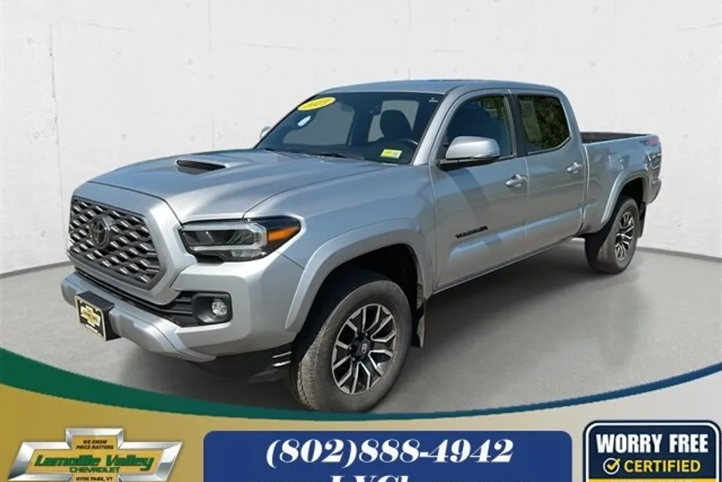 2023 Toyota Tacoma TRD Sport photo 1