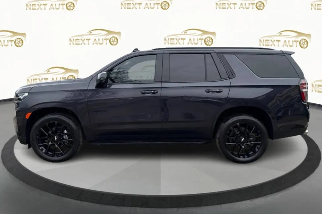 2023 Chevrolet Tahoe RST photo 1