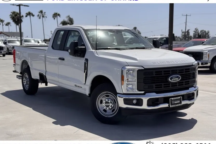 2025 Ford F-350 XL photo 1