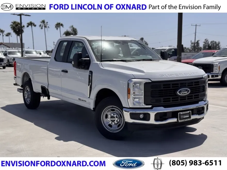 2025 Ford F-350 XL photo 1