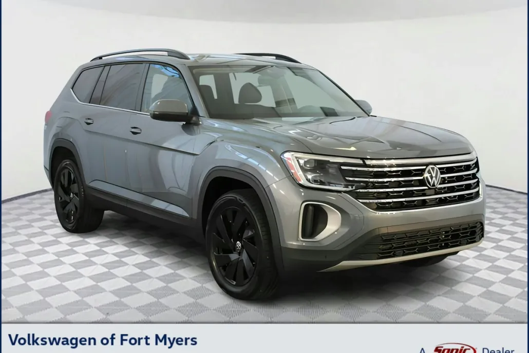 2025 Volkswagen Atlas SE Technology photo 1